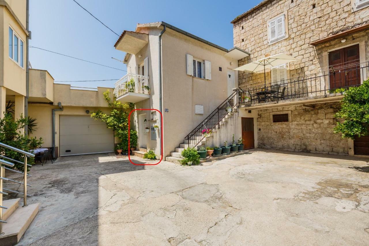 Apartments Sea Star Kastela Bagian luar foto