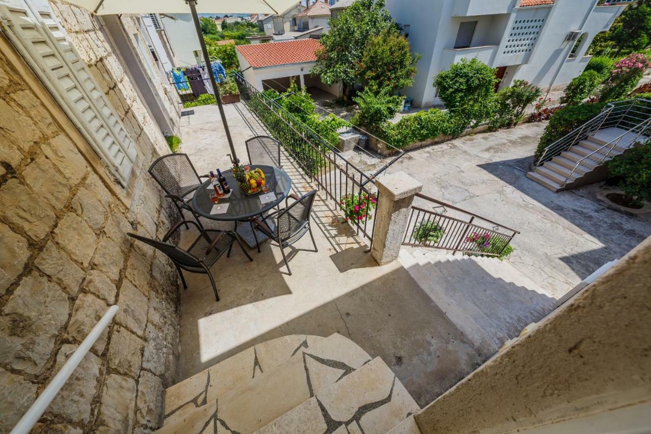 Apartments Sea Star Kastela Bagian luar foto